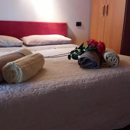 My Holidays - Il Sogno Di Claudia Gera Lario
